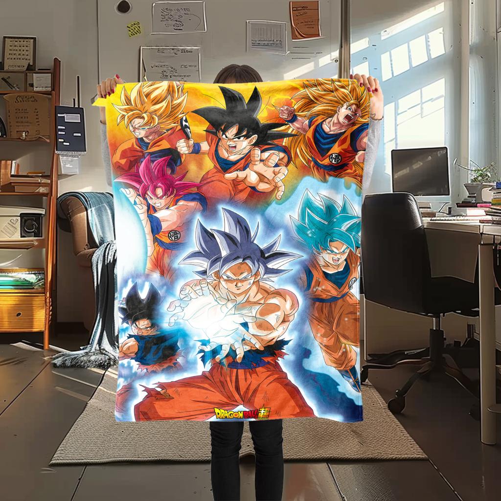 1pz Coperta in Flanella con Stampa Son Goku, Alta Qualità per Tutte le Stagioni, Decorazione per la Casa, Calore e Comfort, Perfetta per Regali di Natale