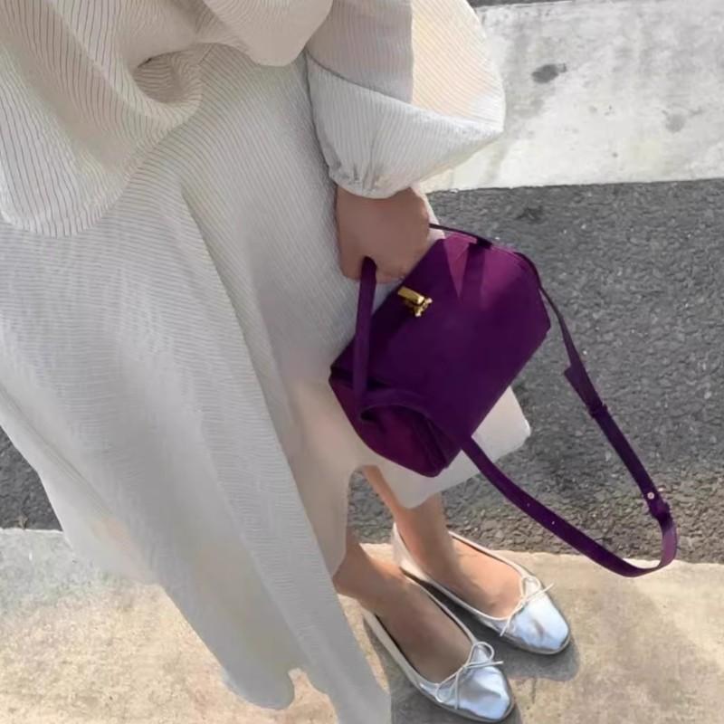Trendige Hochwertige Strukturierte Kunstwildleder Box Schultertasche Französischer Stil Schickes Schloss Handtasche Damen Schultertasche Frauen Y2K Ästhetik