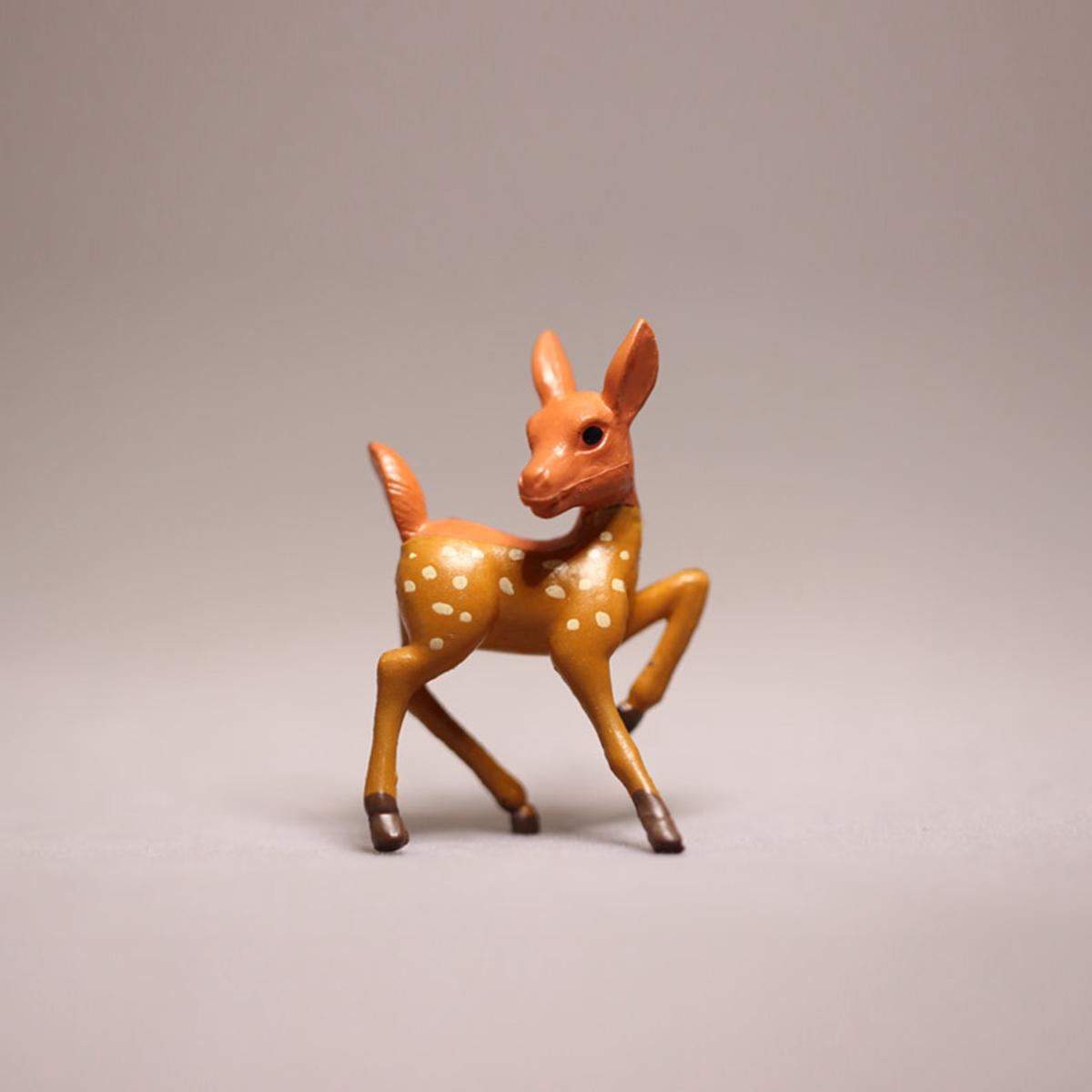 

Home Decor Moss Terrarium Resin Craft Bonsai Miniature Ornament Animal Figurine Sika Deer A