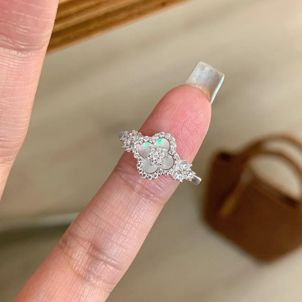 Elegant Italian Retro Royal Pink Mother of Pearl Clover Ring for Women Fairy Four Leaf Flower Jewelry adjustable