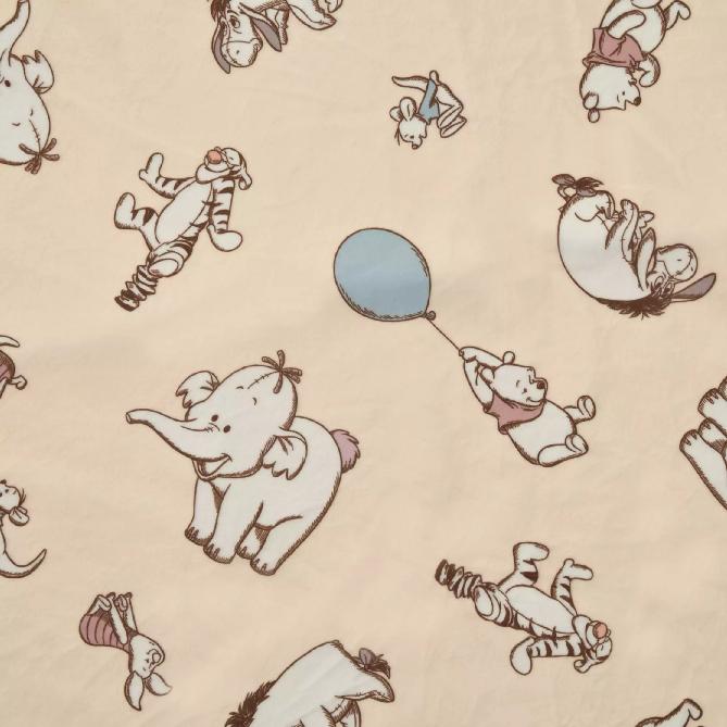 Disney POOH TRAVEL Pooh & Friends Blanket In Pouch Japan NEW Disney Store