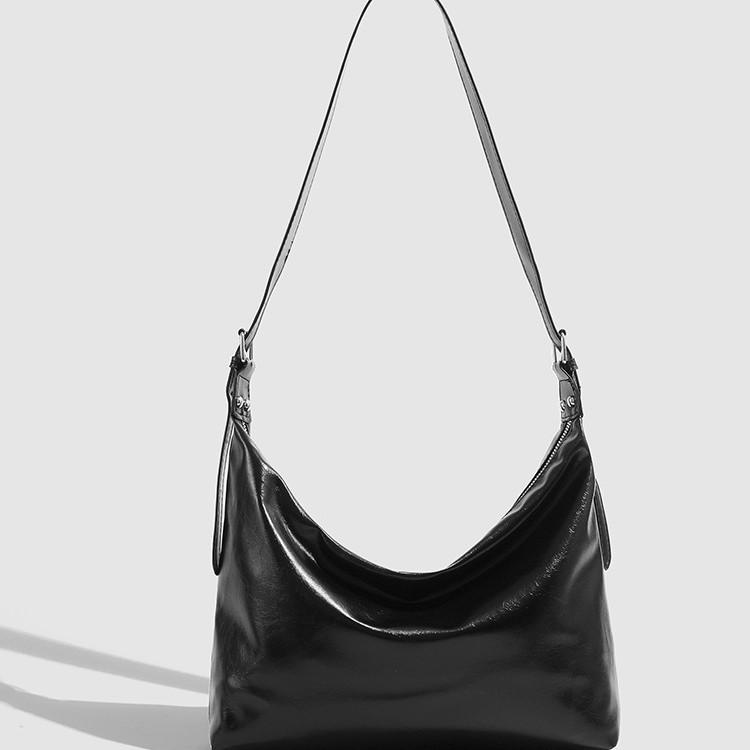 2025 New High-End Large Capacity Black Underarm Bag Versatile Fashion Simple Soft Leather Single Shoulder Crossbody Women's Bag Trendy