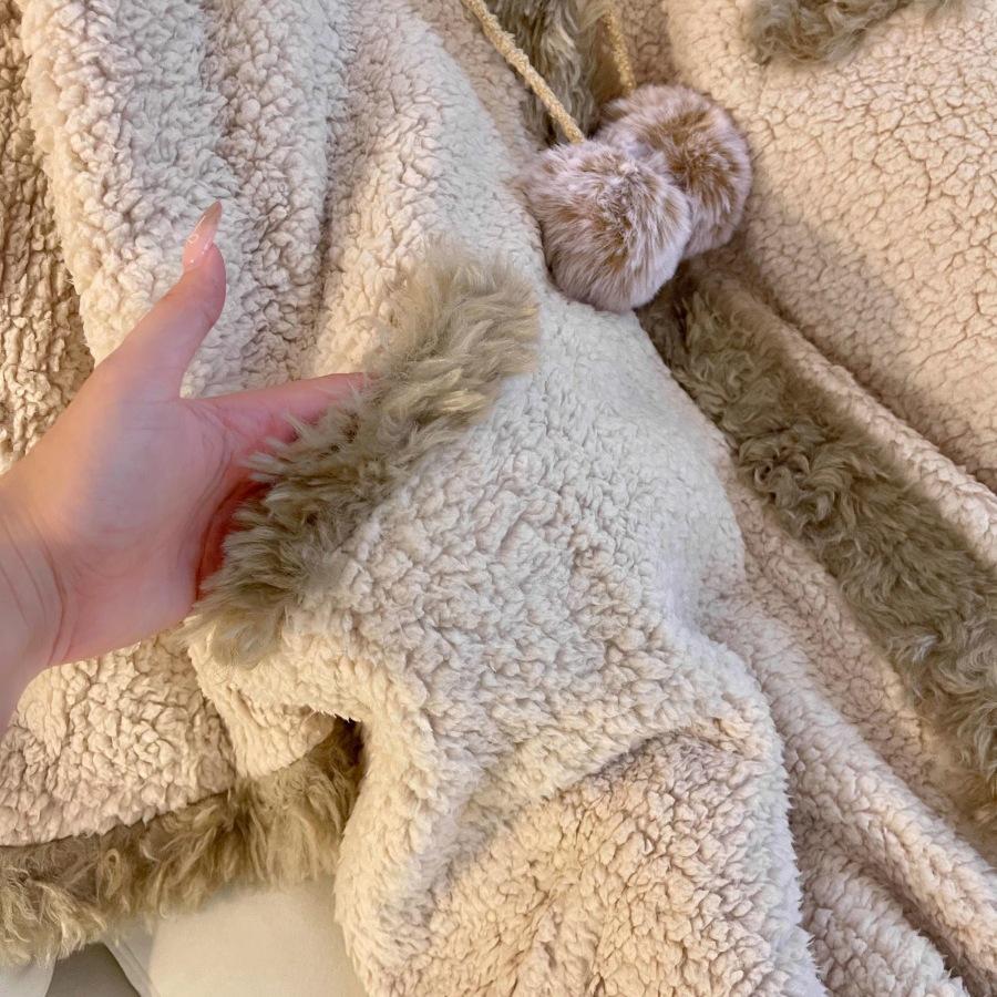 Women's Cute Bear Pajama Set: Coral Fleece, Thickened Cardigan Robe for Autumn/Winter 2025