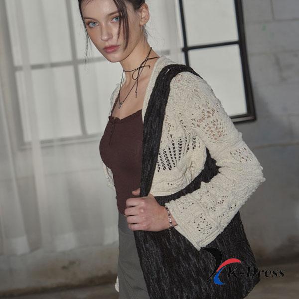 Shimurd Pleats Shoulder Bag [BLACK]