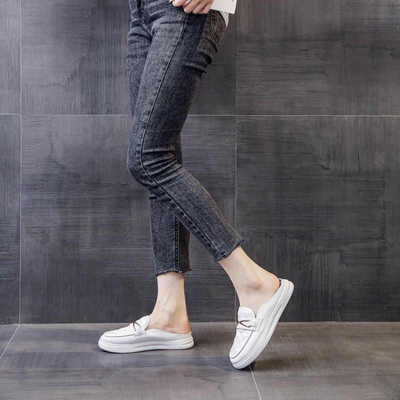 Fashion Women's Mules Shoes White Sandals Comfortable Fashion Designer Slipper Flat Leather Summer New 2025 Luxury Slippers for Women