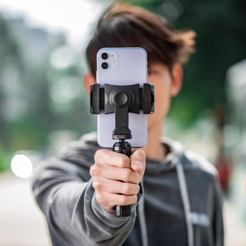 Smartohone Clip with  Cold Shoe Mount Stand 1/4 Tripod Stand Multifunction Phone Holder for Vlog Portable