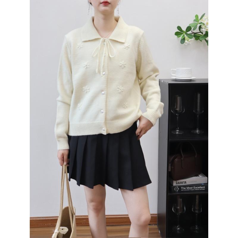 

Осень и зима новый вышитый цветок милый лацкан вязаный кардиган свободный нежный ветер свитер куртка женская one size fits all