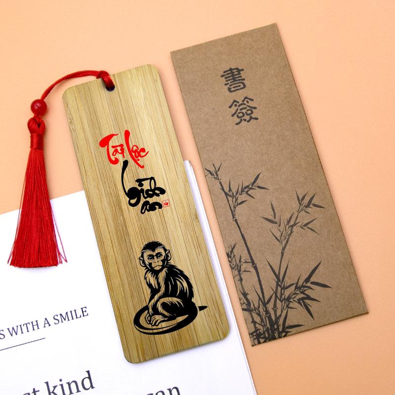 Bamboo Zodiac Bookmark with Blessing Words - Wooden Pendant Gift for Students & Friends