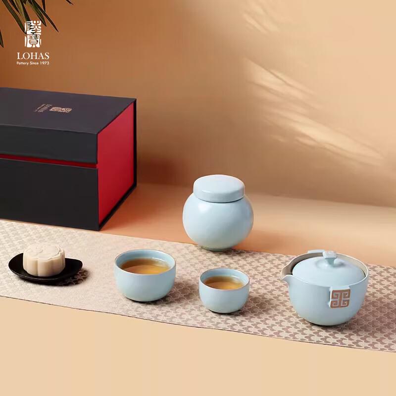 

LuBao High-End Chinese Ceramic Tea Set
