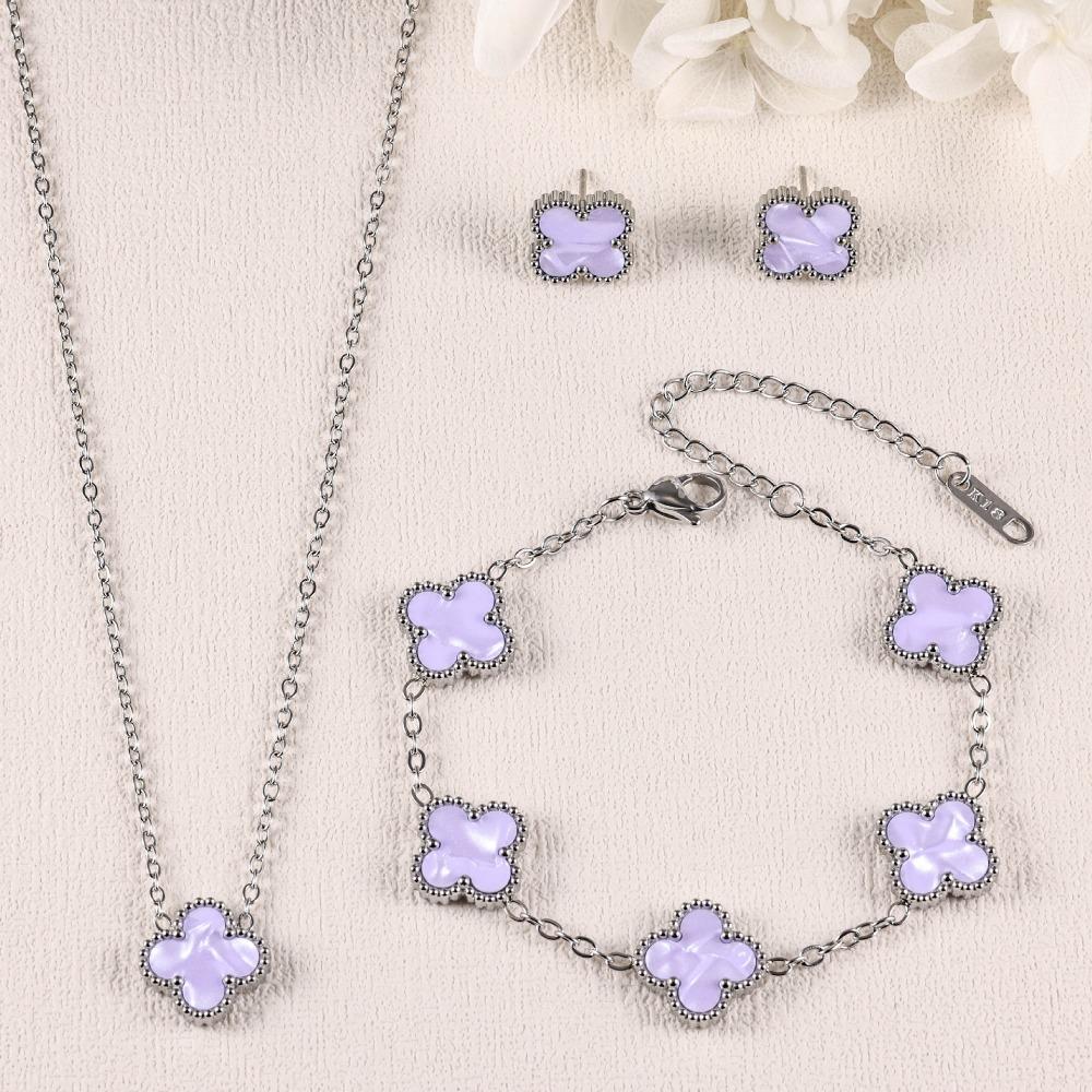 Four-leaf Clover Three-piece Necklace Bracelet and Earring Set - A Luxurious and Colorful Fashion Accessory Set