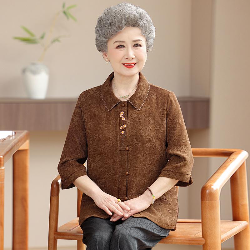

Elegant Embroidered Seven-Sleeve Red Shirt for Women - Grandma Style Summer Top 3XL (Recommended 60-68 kg)