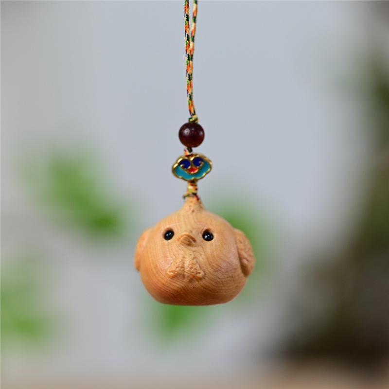 Thuja Twelve Zodiac Carving Wooden Pendant Chinese Zodiac Wood Carving Figurines Bag Decoration Gifts for Family Couple