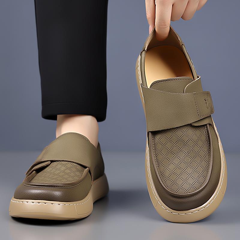 Fashion 2025 New Moccasin Footwear High Quality Men Leather Casual Shoes Outdoor Comfortable Walking Shoes Classic Ankle Non-slip Flats