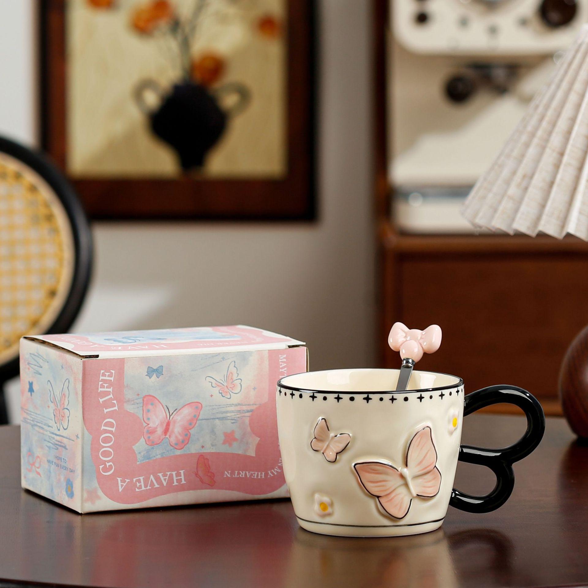 Hochwertige Schmetterlingstasse Mädchenherz Wasserbecher Souvenir Geburtstagsgeschenk Kaffeetasse Becher mit Löffel Keramiktasse 400ml