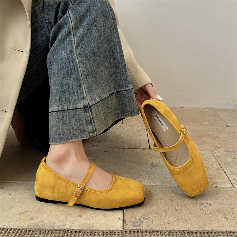 Red retro square head inner height increase shallow mouth flat-soled single shoes women's summer 2025 new skirt soft-soled Mary Jane shoes