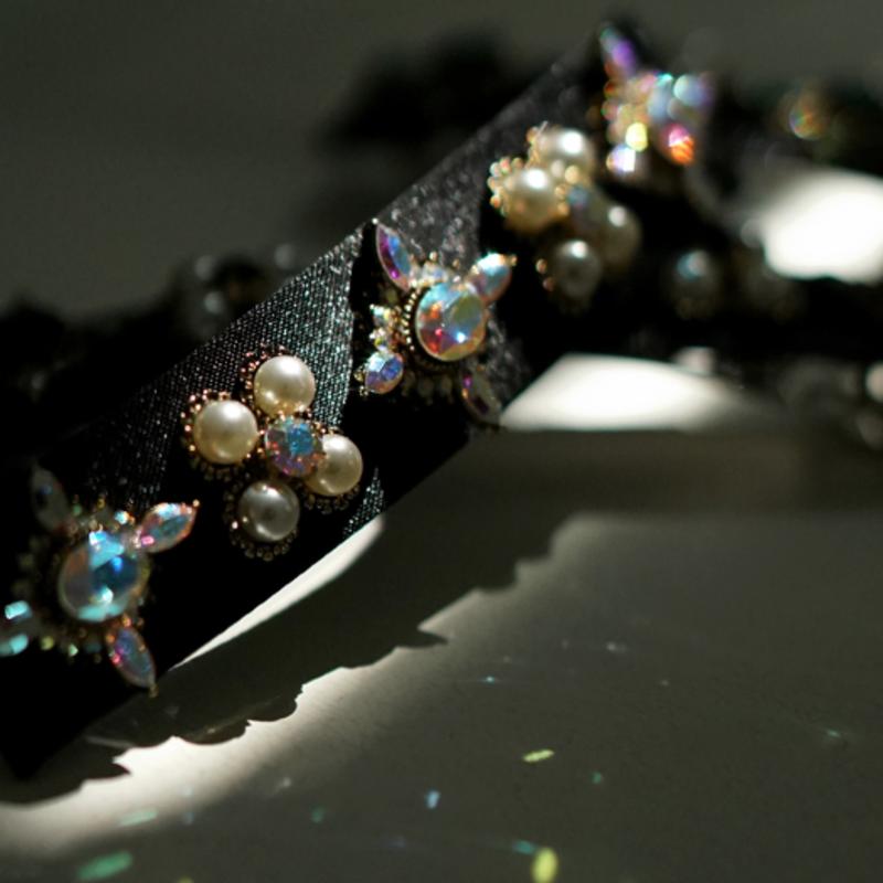 

LUDE Royal Crystal Pearl Hairpin Emerald