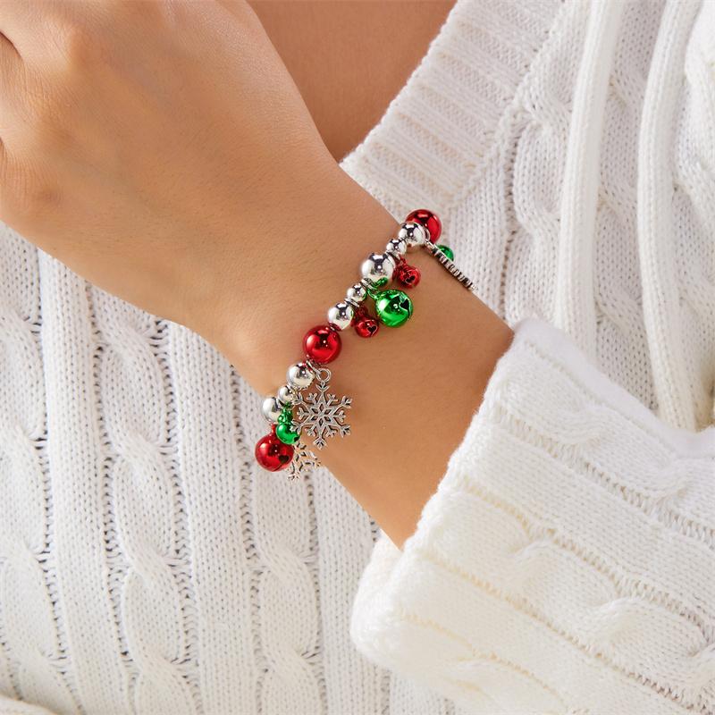 Fashion Christmas Beaded Bracelet for Women Xmas Tree Snowflake Santa Claus Snowman Bell Peal Bracelets Holiday Party Jewelry