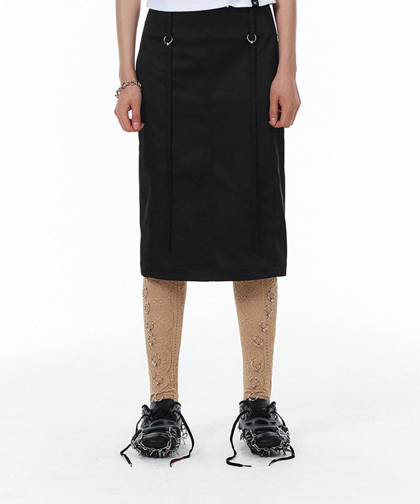 Yunse Piercing Satin Skirt (Black)