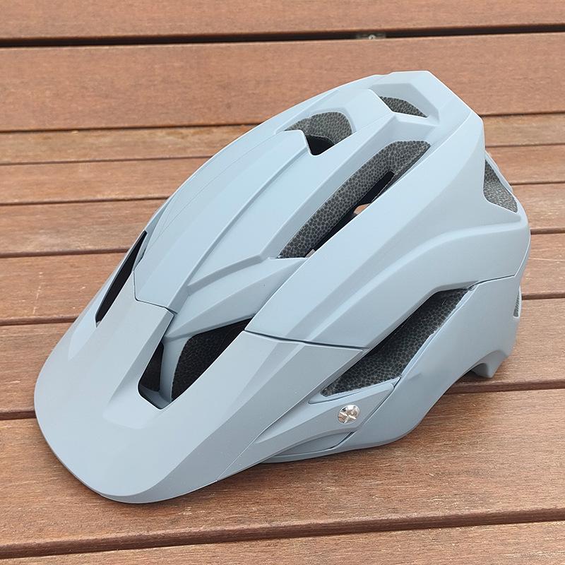 

Мужской взрослый велосипедный защитный шлем для внедорожного и дорожного велоспорта Large серый