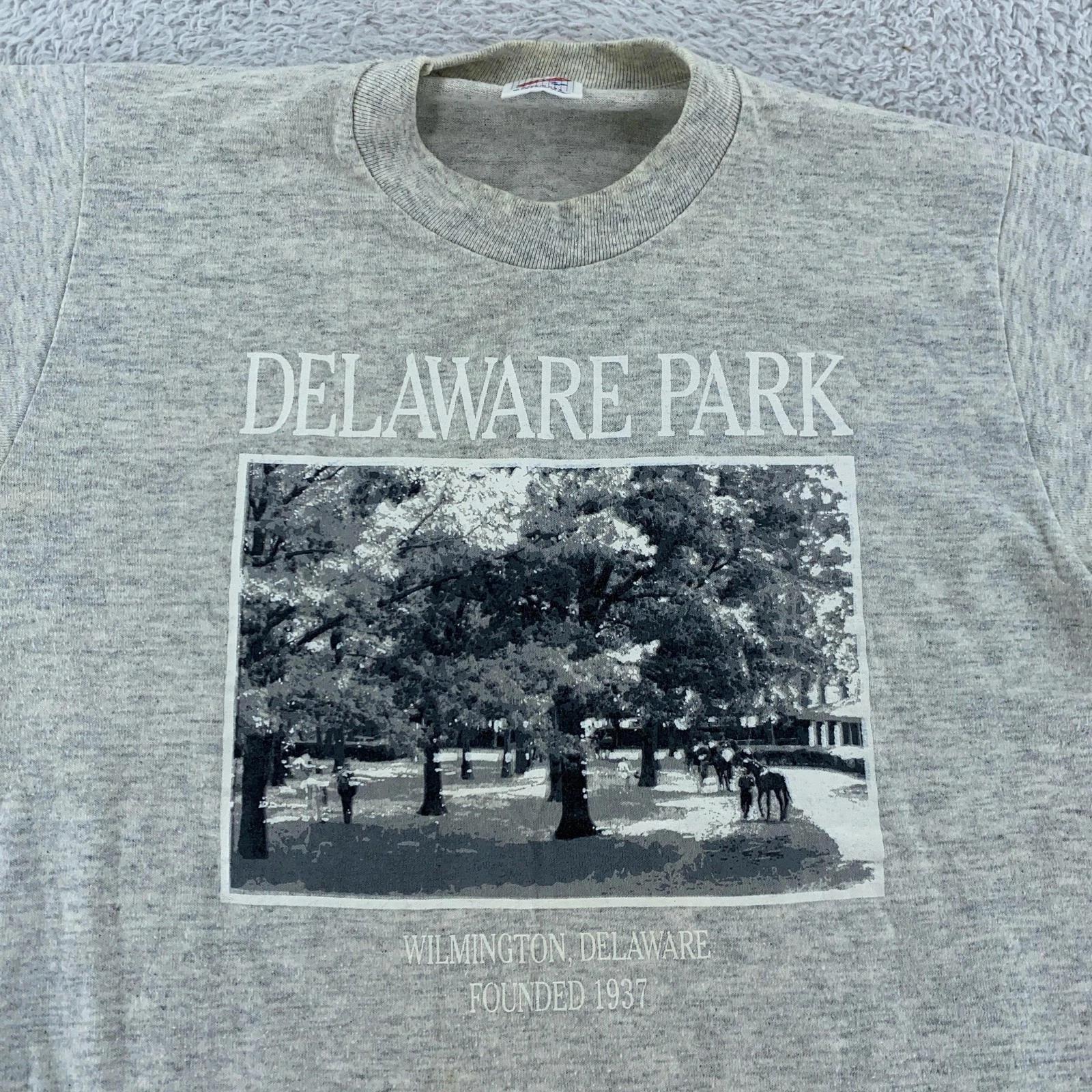 

Vintage Delaware Park Shirt XS Gray Wilmington Horse Racing Tee 90s USA XL