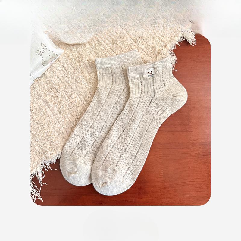 Ladies Spring and Summer Thin New Solid Color Embroidery Lovely Cartoon Versatile Breathable Boneless Boat Socks