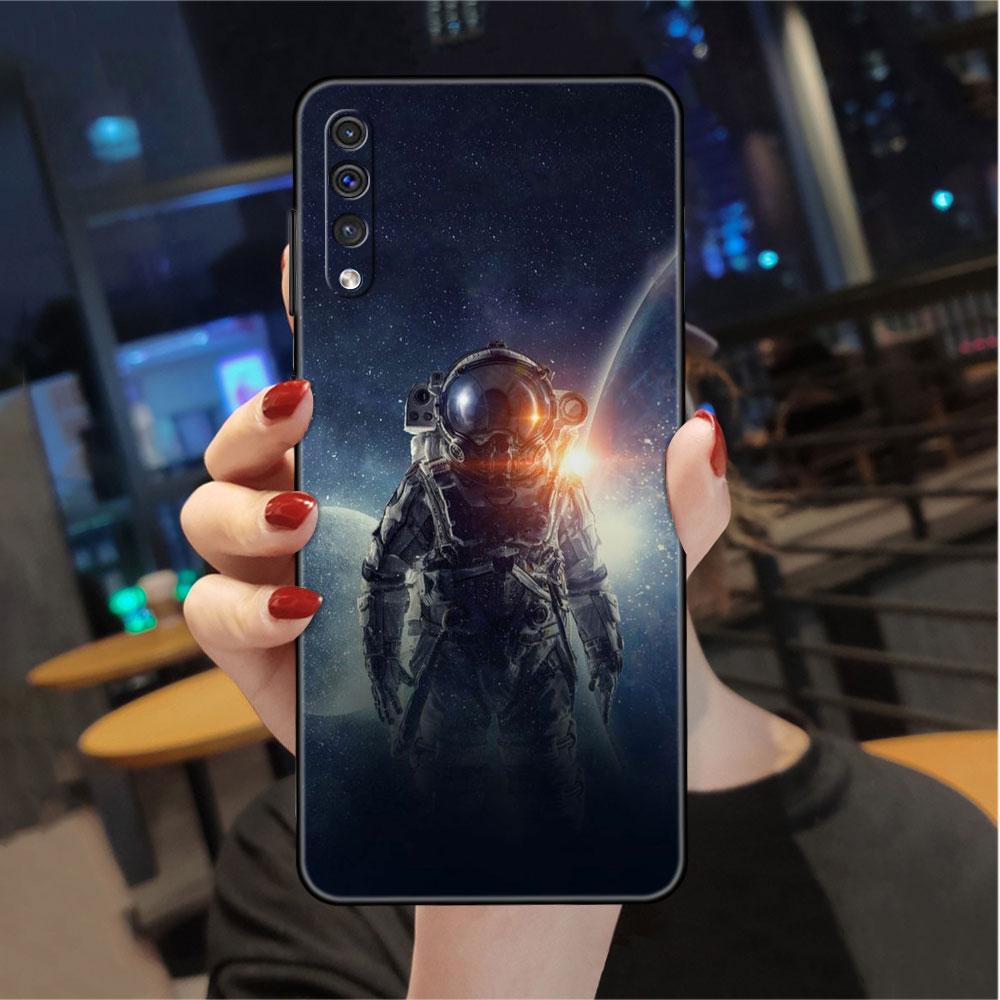 

Чохол Astronaut Cosmic Planet для Samsung Galaxy A50 A20e A70 A10 A40 A20s A10s M30s M23 M51 M31s Чорний М який Чохол для Телефону Samsung F42 5G