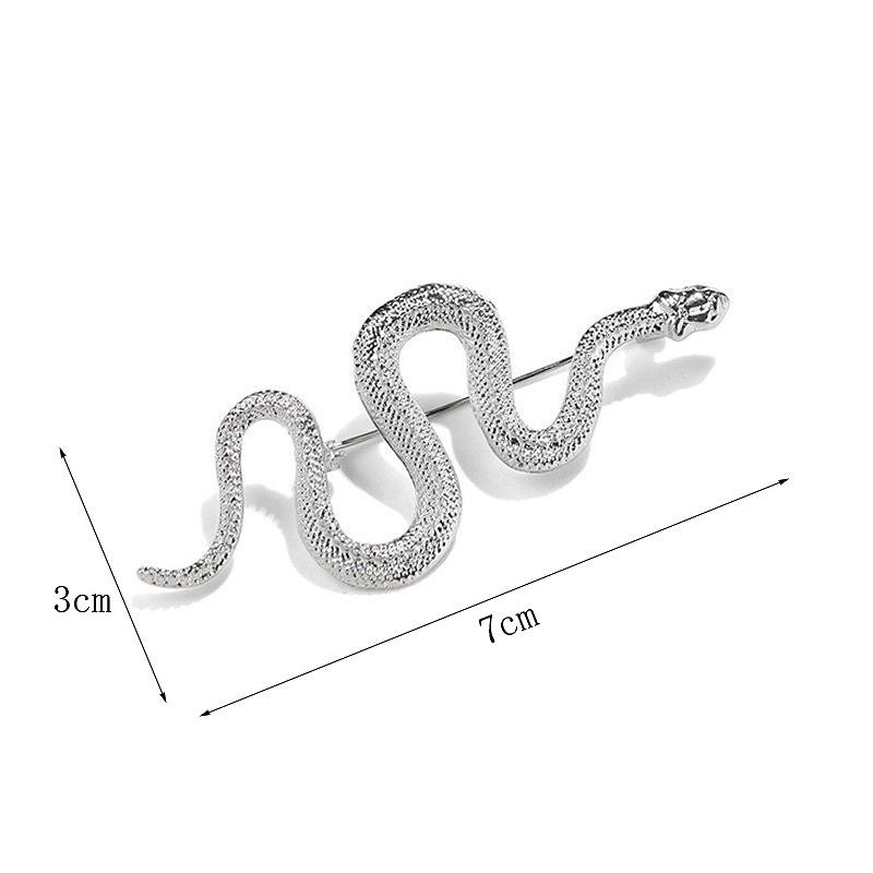 New Fashion Trend Animal Vintage Metal Snake Brooch Unique Design Temperament Gold Color Snake Brooch Pins Gifts Collar Accessories Badge