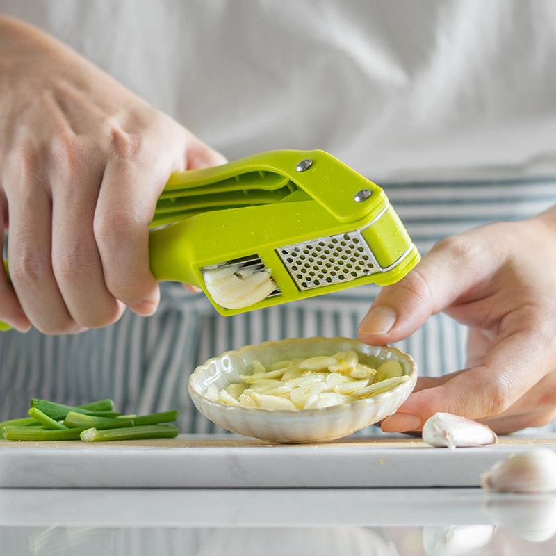 2-in-1 Multifunctional Garlic Press, Mincer, and Slicer Kitchen Gadget