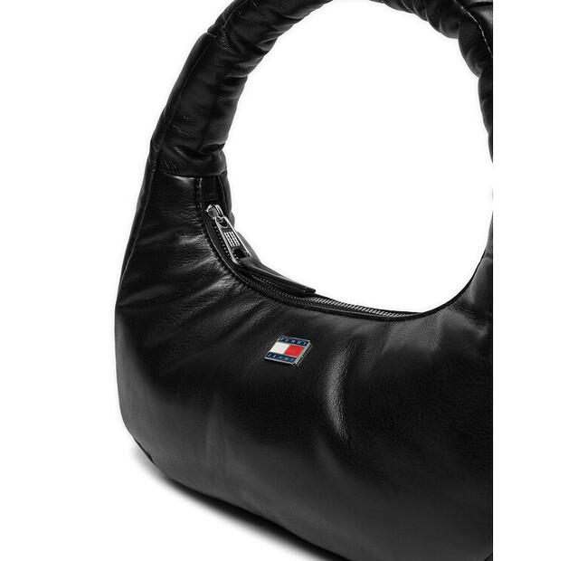 Сумка Tommy Jeans Tommy Jeans Tjw Pillow Shoulder Bag AW0AW16977 чёрный