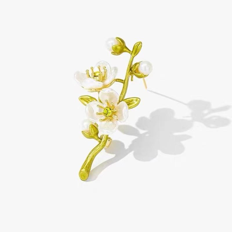 Elegant Jasmine Flower Brooches For Women Plant Pearl Brooch Vintage Clothing Decoration Party Gifts Jewelry Accessories