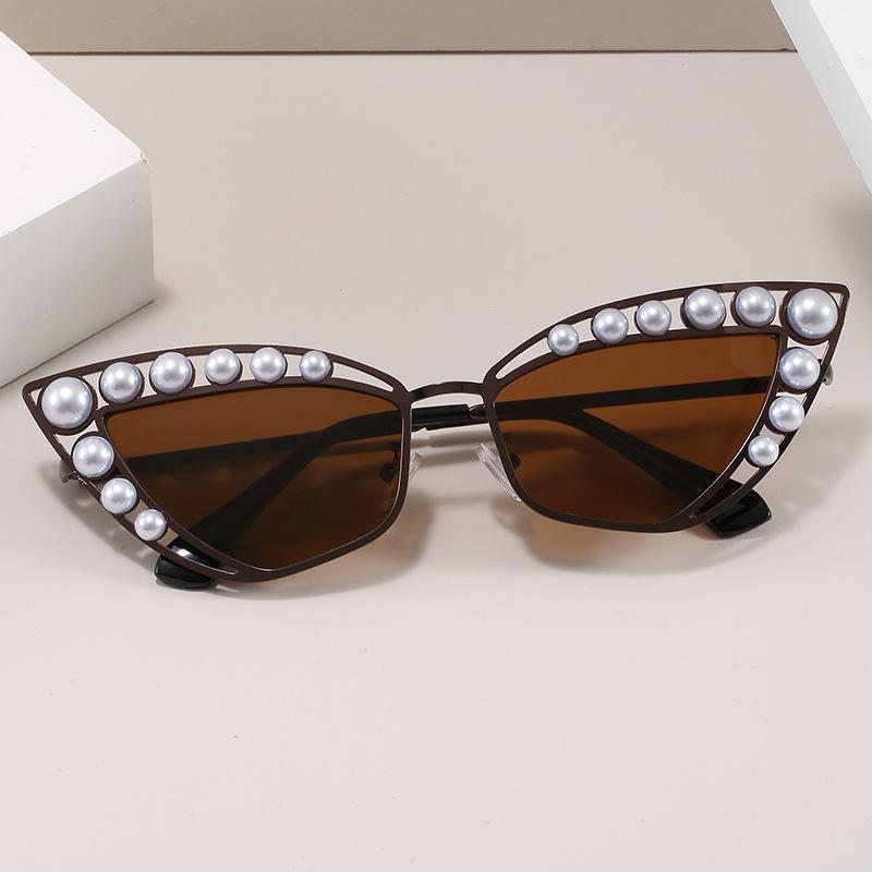 European American Style Women Sunglasses Cat Eye Shape Pearl Decoration Women'S Sun Glasses New Stylish Woman Glasses