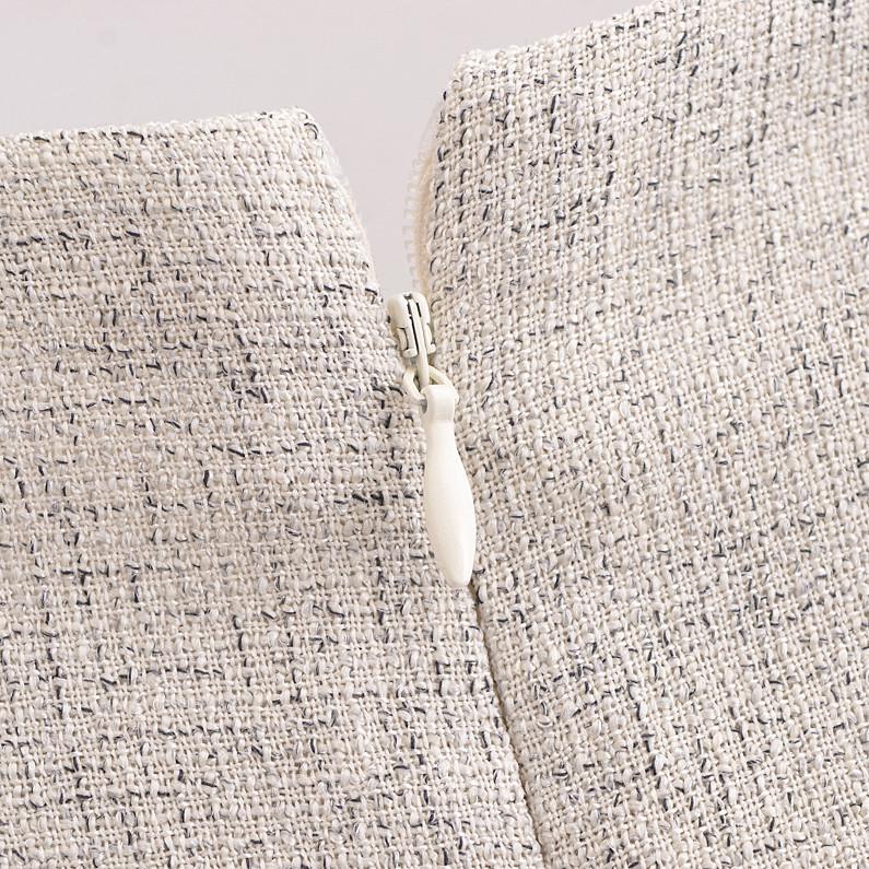 Spring 2025 Women's Slimming Short-Sleeve Dress with Round Neck