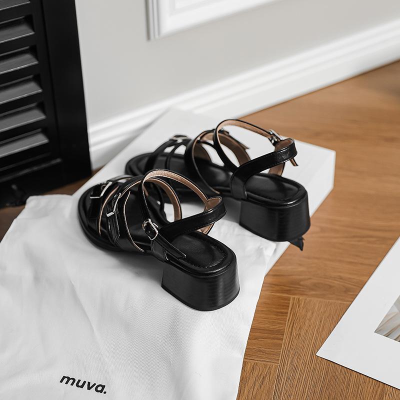 Retro Mid-heeled Sandals for Women's Summer New British Style with One-word Buckle Thick Heel Stepping On Shit Open-toed Roman Shoes for Women