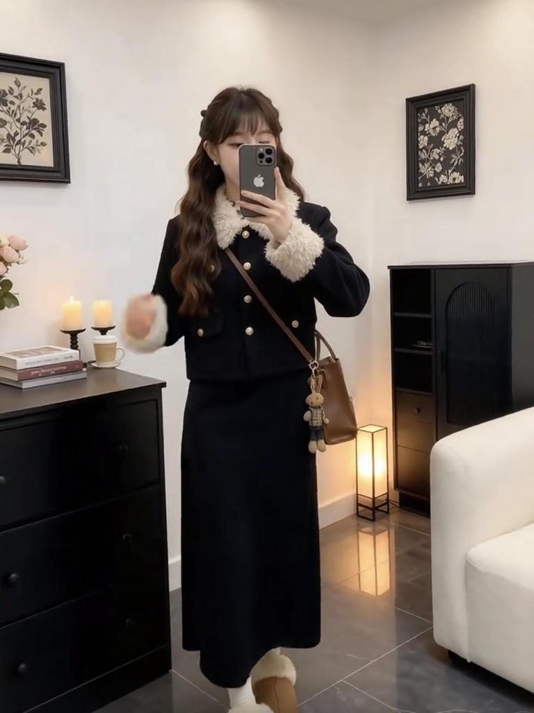 Plus Size Women's Fashionable Lambswool Jacket & Skirt Set - 2026 Winter Collection