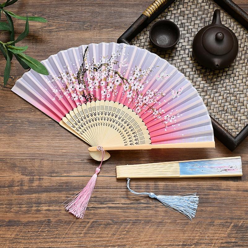 1Pc Vintage Silk Folding Fan Retro Chinese Japanese Bamboo Folding Fan Tassel Dance Hand Fan Home Decoration Ornament Craft Gift