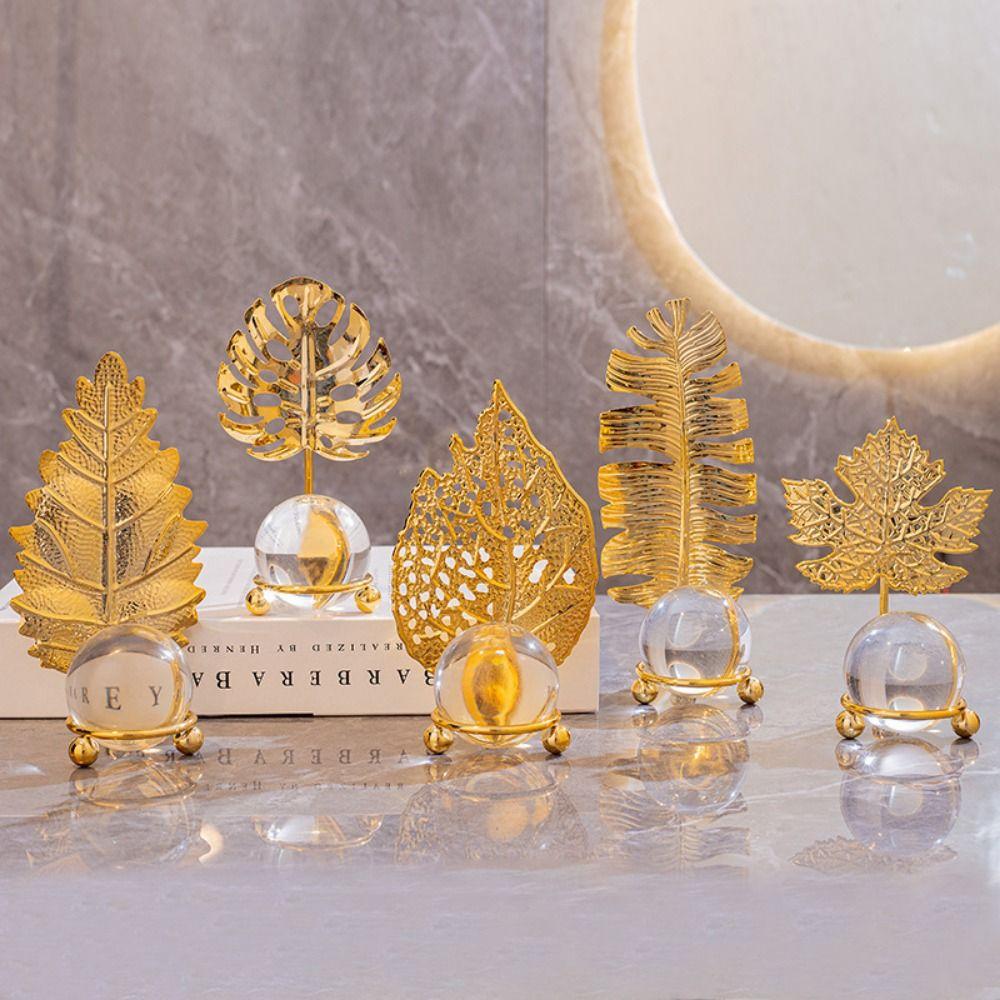 Non-slip Leaf Ball Ornaments Rust-proof Metal Leaf Crystal Ball Collectibles  Desktop