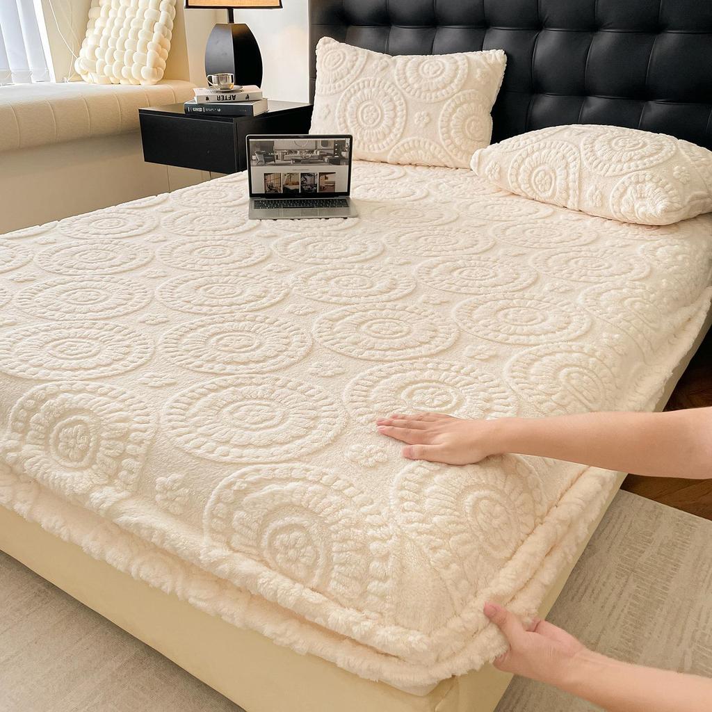 G5Z2025 Winter Warm Plush Non-Slip Taffeta Fitted Bed Sheet - Single/Double Size