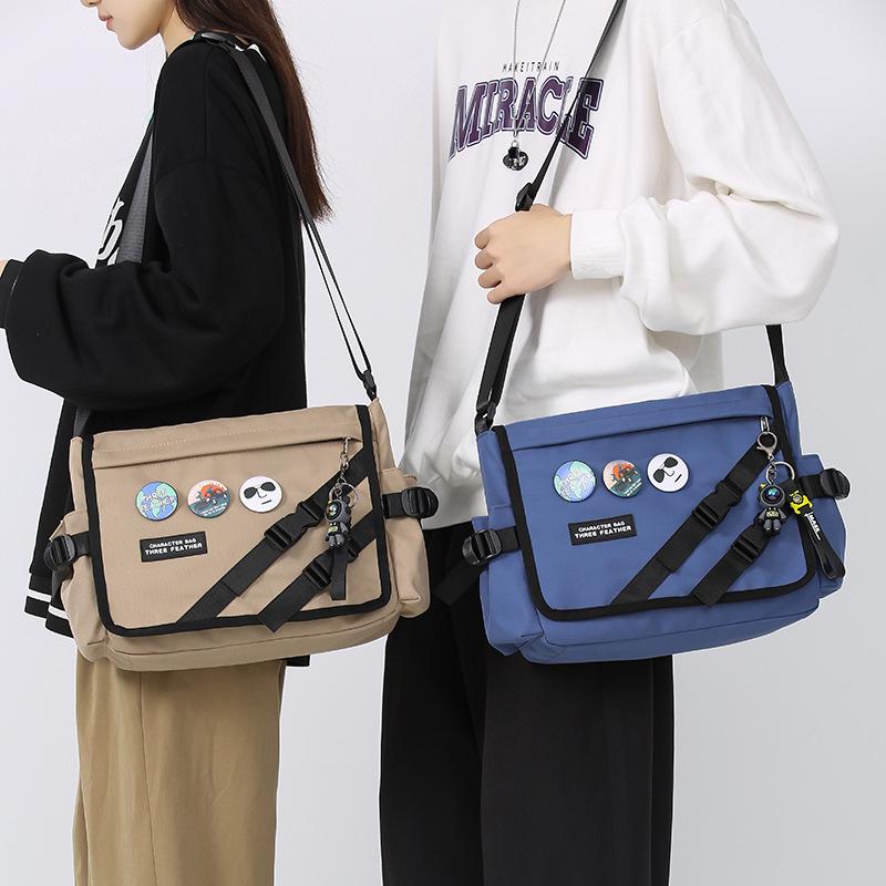 Herren Trendige Japanische Minimalistische Umhänge- und Schultertasche - Stilvolle Studenten Messenger Bag mit Kostenlosem Versand