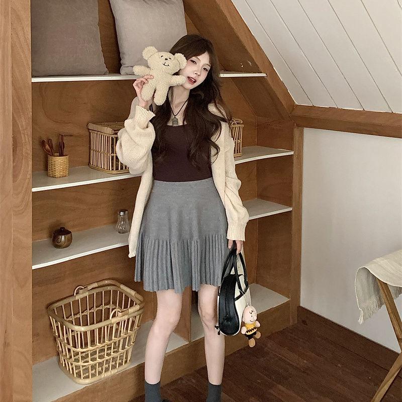 

Короткая юбка трикотажная полуюбка для женщин на осень, с высокой талией, маленькая А-силуэта, плиссированная юбка, черная One Size серый