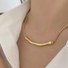 Europäische und Amerikanische Mode Einfache Edelstahl Goldfarbe Schlüsselbein Kette Für Damenmode Kurze Halsketten