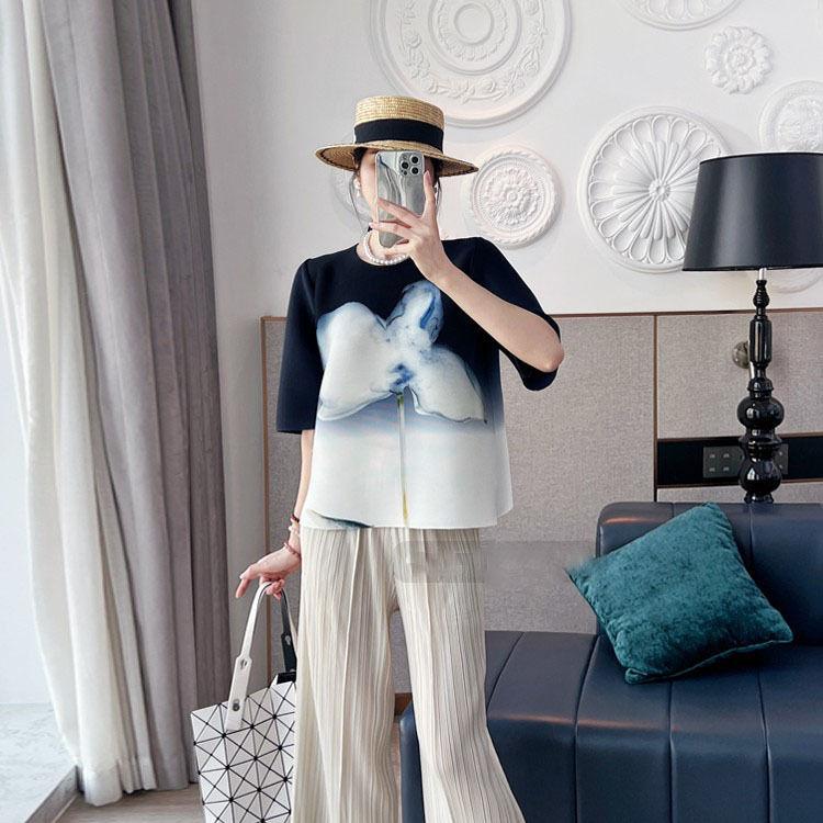 

Свободная женская блузка с верхом в форме лотоса для весны и лета, новая плиссированная футболка со средним рукавом, закрывающая живот, высококачественная One Size чёрный