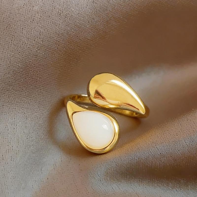 

Gothic Girls Exaggerated Waterdrop Gold Color Open Ring Adjustable Metal Finger Ring for Women European Style Jewelry Accessory resizable&Gold-color білий