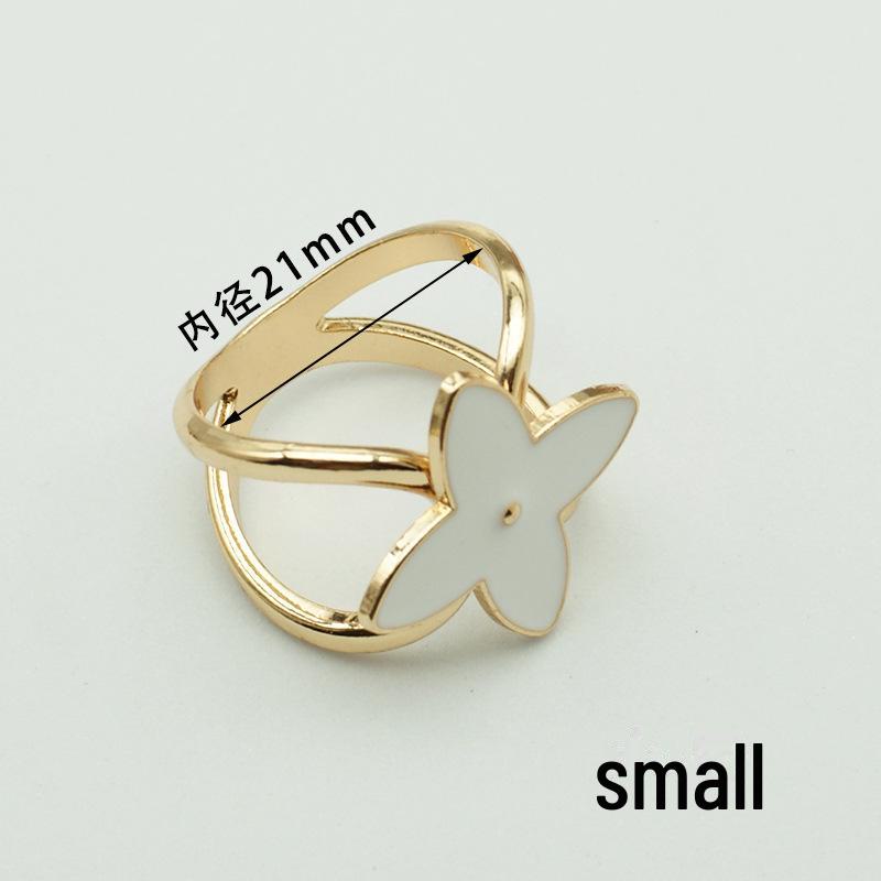 "Pearl Silk Scarf & Coat Buckle - High-End Korean Dual-Purpose Accessory"