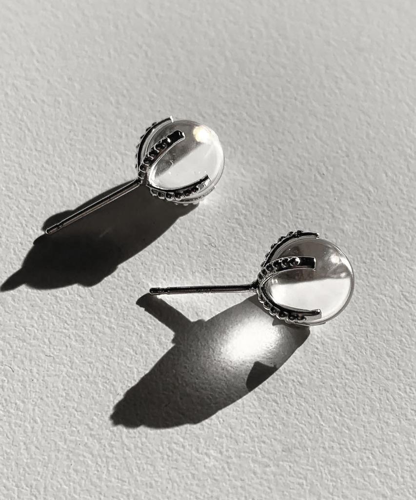 Ound Clear Quartz Teardrop Gemstone Earrings-M