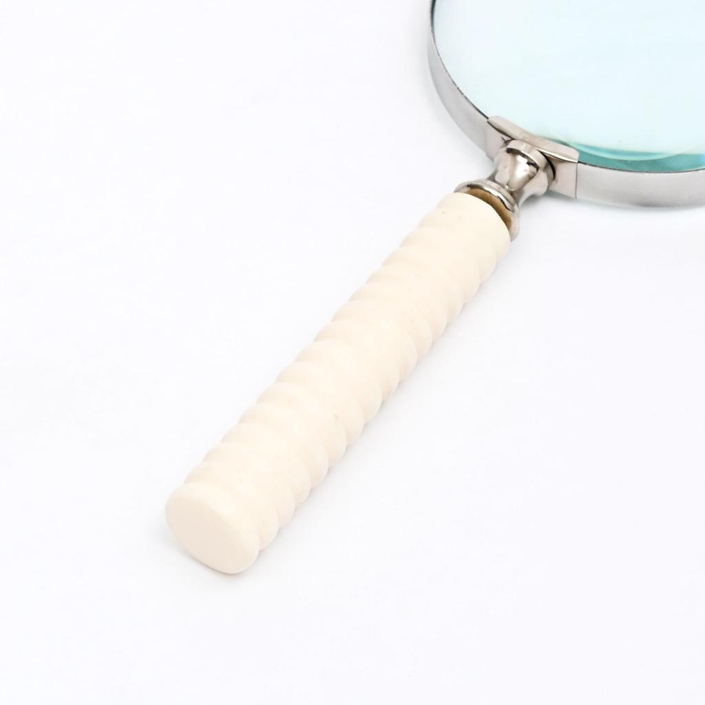 Vintage Style Magnifying Glass With Carved Resin Handle