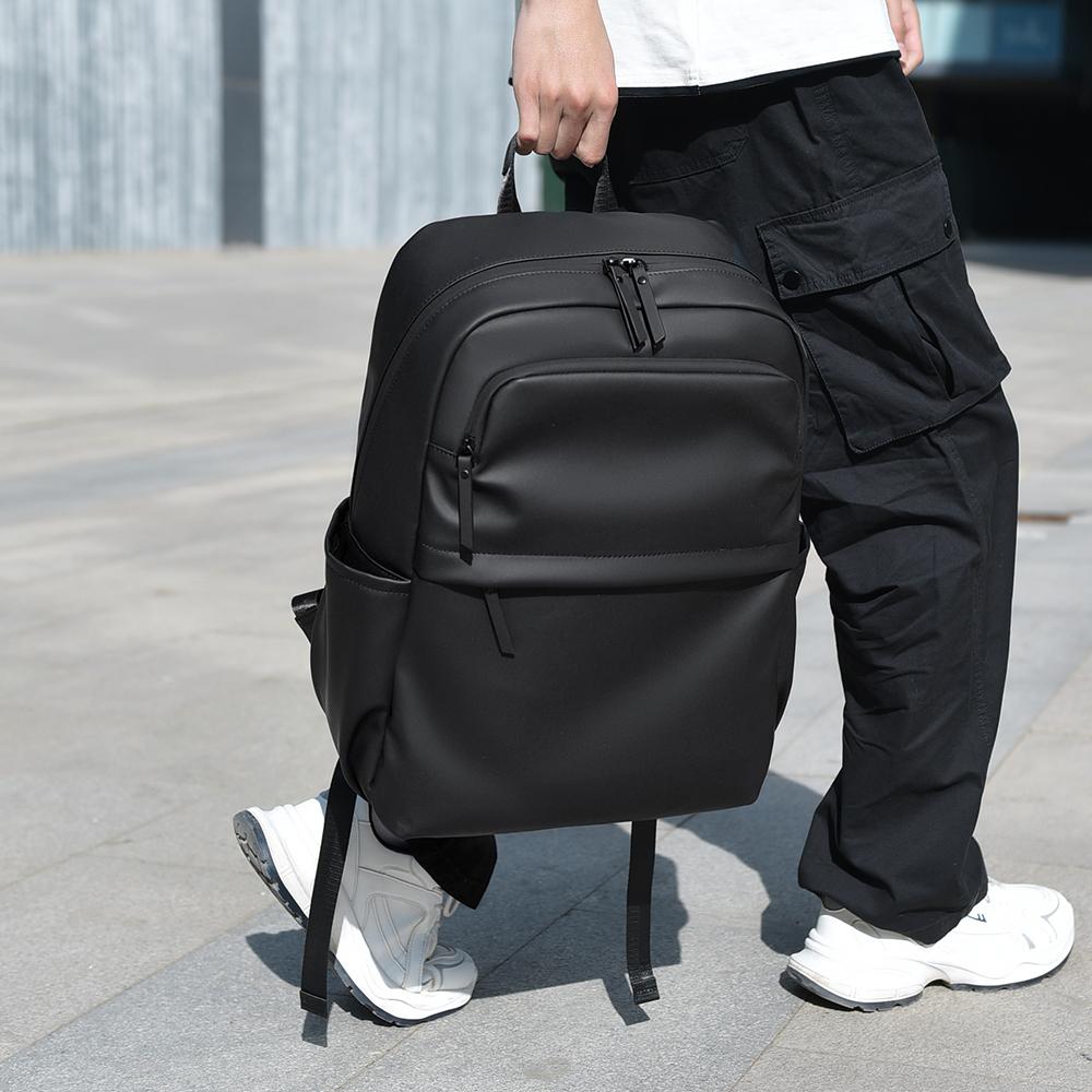 Men's Business Backpack Large Capacity Multi-compartment Lightweight Shoulder Bag for 15.6 Inch Laptop Commuter Leather Bag