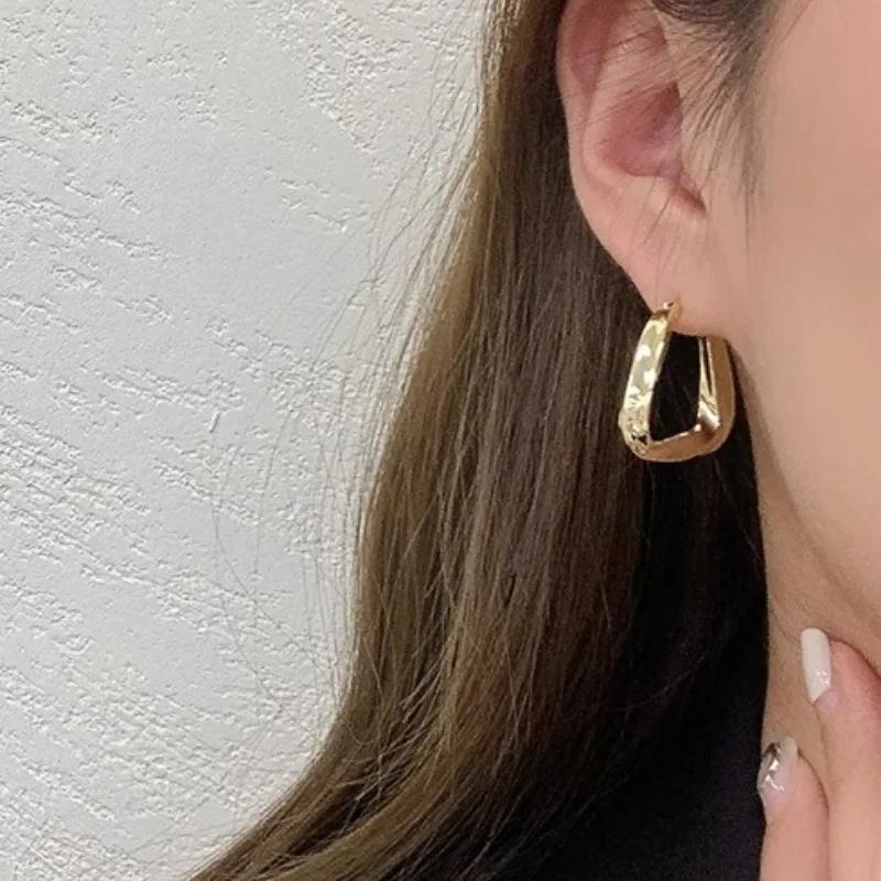 Simple Design Gold Color Geometric Twisted Square Hoop Earrings For Women Creative Young Girls Party Wedding Zircon