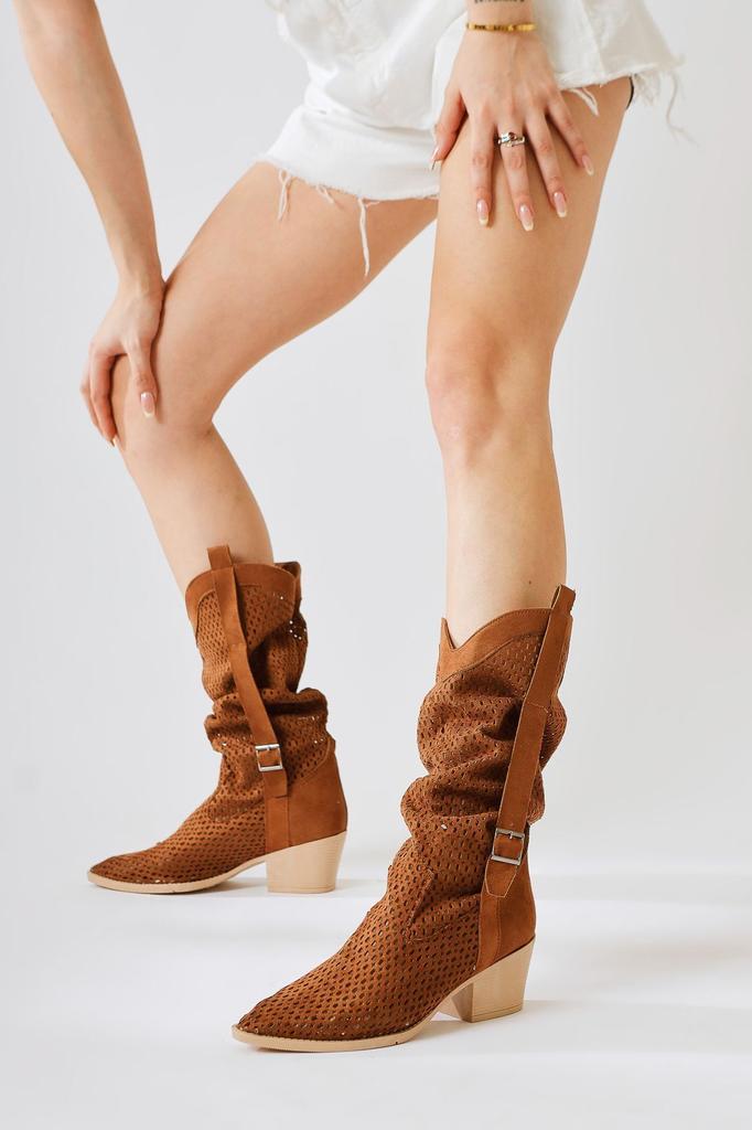 Bottes d'été en Faux cuir et daim pour femmes, modernes et élégantes, Orietta Tan, découpées au Laser, à soufflets