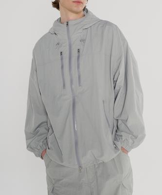 Intersection Light Nylon Windbreaker [Gray]