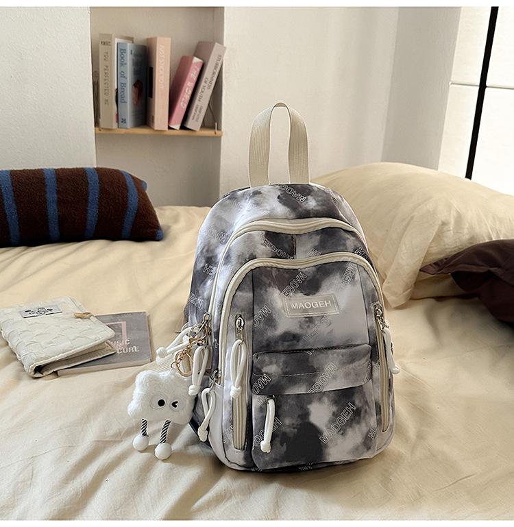 Schoolbag New High-value, Fresh and Sweet Literary Tie-dye Backpack, Lightweight Spring Outing for Junior High School Students, Mountaineering